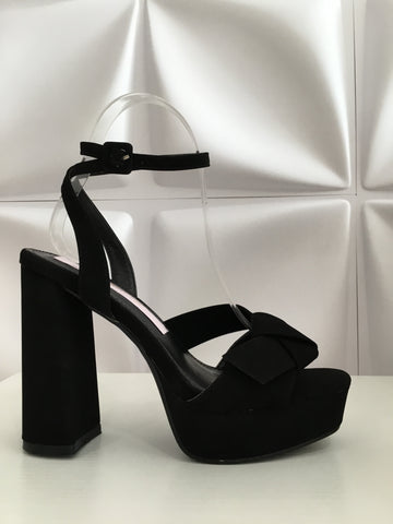 Black Bow Heel