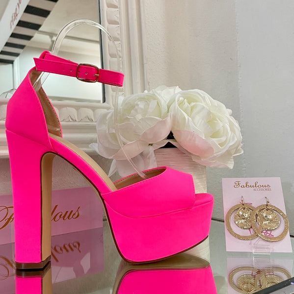 Neon Pink Heels – Fabulous Shoes